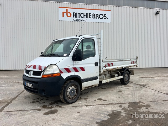 2006 Renault Master dCi 120 Camion Benne Dump Truck: Light Duty - Camion benne: photos 1 2006 Renault Master dCi 120 Camion Benne Dump Truck: Light Duty - Camion benne: photos 1