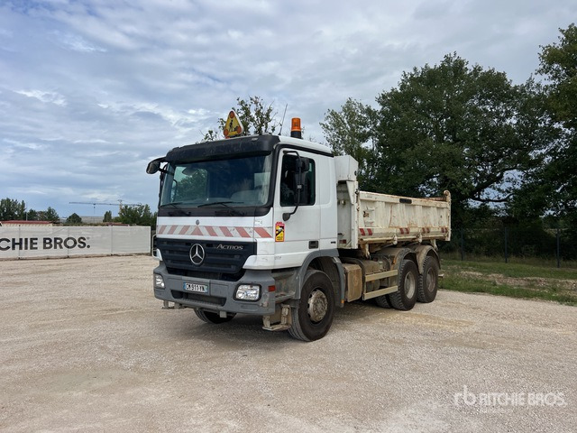 2007 Mercedes Actros 3336 6x4 Camion Benne 6x4 T/A Dump Truck - Camion benne: photos 1 2007 Mercedes Actros 3336 6x4 Camion Benne 6x4 T/A Dump Truck - Camion benne: photos 1