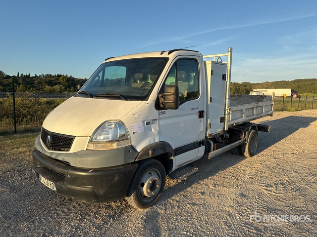 2008 Renault Mascott 130 dxi 4x2 Camion Benne Dump Truck: Light Duty - Utilitaire benne: photos 3 2008 Renault Mascott 130 dxi 4x2 Camion Benne Dump Truck: Light Duty - Utilitaire benne: photos 3