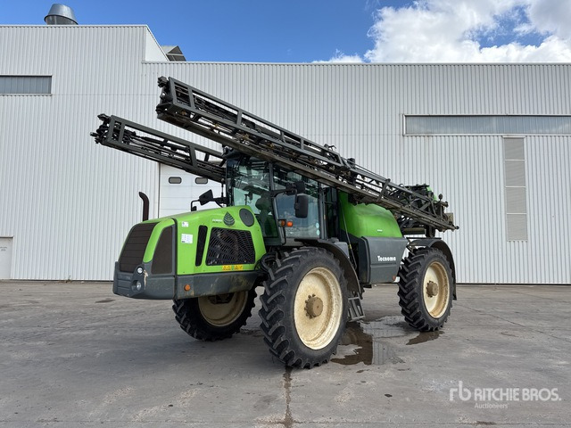 2009 Tecnoma Laser TR 3240 30 m 4x4 High Clearance Pulveri ... Self-Propelled Sprayer - Pulvé automoteur: photos 2 2009 Tecnoma Laser TR 3240 30 m 4x4 High Clearance Pulveri ... Self-Propelled Sprayer - Pulvé automoteur: photos 2