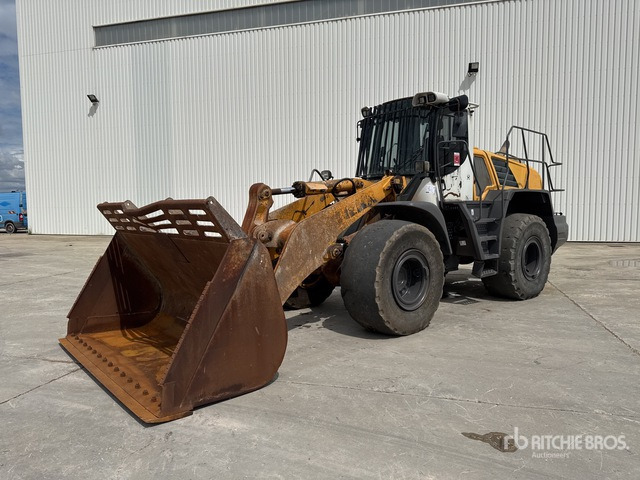 2010 Liebherr L556 2plus2 Chargeuse Sur Pneus Wheel Loader - Chargeuse sur pneus: photos 2 2010 Liebherr L556 2plus2 Chargeuse Sur Pneus Wheel Loader - Chargeuse sur pneus: photos 2