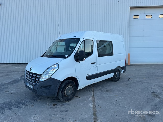2013 Renault Master dCi125 Vehicule Utilitaire Cargo Van - Fourgon utilitaire, Utilitaire double cabine: photos 1 2013 Renault Master dCi125 Vehicule Utilitaire Cargo Van - Fourgon utilitaire, Utilitaire double cabine: photos 1