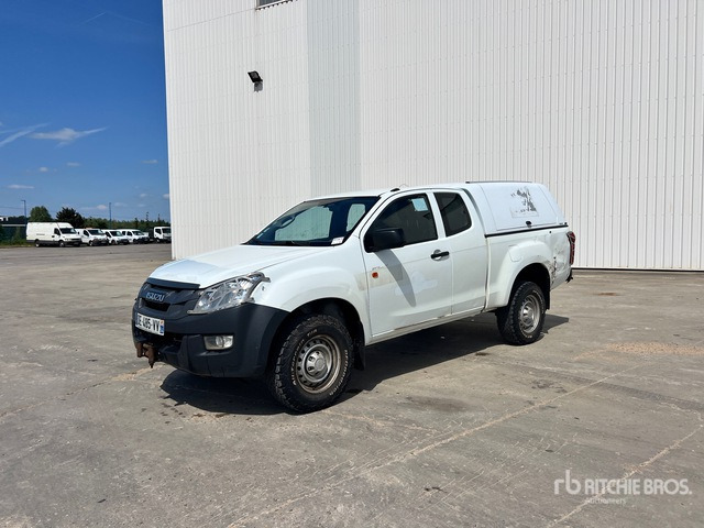 2014 Isuzu D-MAX 4x4 Crew Cab Pick-up Pickup - Pick-up: photos 2 2014 Isuzu D-MAX 4x4 Crew Cab Pick-up Pickup - Pick-up: photos 2
