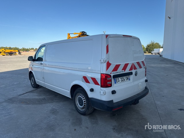 2017 Volkswagen Transporter TDI 4 Motion Vehicule Utilitaire Cargo Van - Fourgonnette: photos 3 2017 Volkswagen Transporter TDI 4 Motion Vehicule Utilitaire Cargo Van - Fourgonnette: photos 3