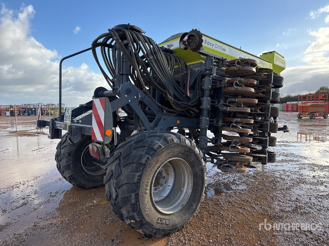 2018 sky Easy Drill HD 4 m Semi-Mount Semoir 4 m Air Seeder - Semoir: photos 3 2018 sky Easy Drill HD 4 m Semi-Mount Semoir 4 m Air Seeder - Semoir: photos 3