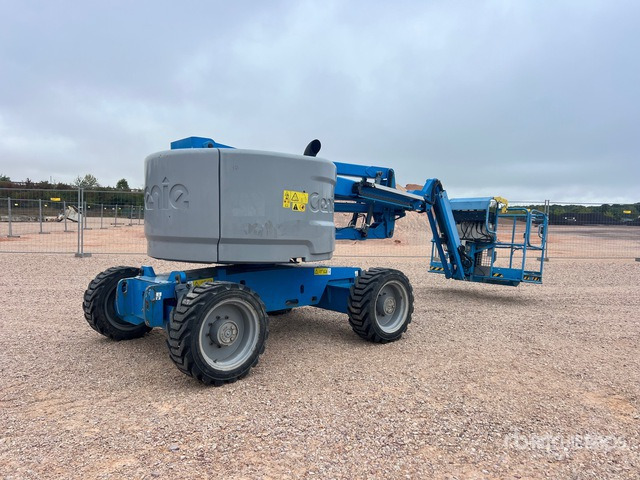 2019 Genie Z-45/25J 4WD Nacelle Articulee Articulating Boom Lift - Nacelle articulée: photos 1 2019 Genie Z-45/25J 4WD Nacelle Articulee Articulating Boom Lift - Nacelle articulée: photos 1