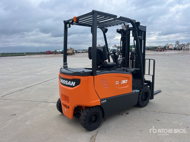 2023 Doosan B30X-7 PLUS 3000 kg Chariot Elevateur Elect ... Electric Forklift - Chariot élévateur électrique: photos 3 2023 Doosan B30X-7 PLUS 3000 kg Chariot Elevateur Elect ... Electric Forklift - Chariot élévateur électrique: photos 3