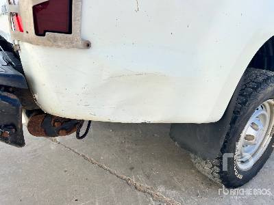 Camion plateau ISUZU 4x4 Crew Cab Pick-up: photos 26