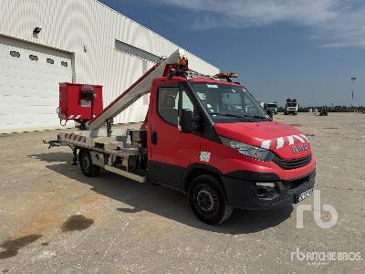 IVECO-MULTITEL 35-120 2017 Multitel 160 Alu 16 m on 4 ... - Camion avec nacelle: photos 5 IVECO-MULTITEL 35-120 2017 Multitel 160 Alu 16 m on 4 ... - Camion avec nacelle: photos 5