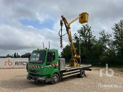 RENAULT MIDLUM 190 DXI 1995 TLN on 4x2 Camion Nacelle ... - Camion avec nacelle: photos 2 RENAULT MIDLUM 190 DXI 1995 TLN on 4x2 Camion Nacelle ... - Camion avec nacelle: photos 2