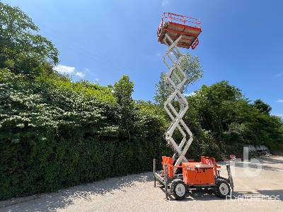 SNORKEL S3370RT 4x4 Diesel Nacelle Ciseau - Nacelle ciseaux: photos 2 SNORKEL S3370RT 4x4 Diesel Nacelle Ciseau - Nacelle ciseaux: photos 2