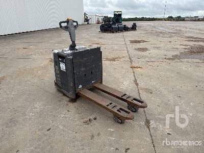 UNICARRIERS PMR200 2000 kg Electric Transpalette - Transpalette: photos 4 UNICARRIERS PMR200 2000 kg Electric Transpalette - Transpalette: photos 4