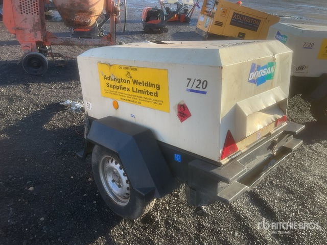 2013 Doosan 720 Mobile (Inoperable) Air Compressor - Compresseur d'air: photos 4 2013 Doosan 720 Mobile (Inoperable) Air Compressor - Compresseur d'air: photos 4