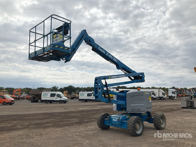 2014 Genie Z45/25J 4WD Diesel Articulating Boom Lift - Nacelle articulée: photos 2 2014 Genie Z45/25J 4WD Diesel Articulating Boom Lift - Nacelle articulée: photos 2