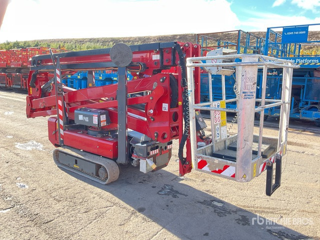 2014 Hinowa Light Lift 2010 Crawler Hybrid Articulating Boom Lift - Nacelle articulée: photos 4 2014 Hinowa Light Lift 2010 Crawler Hybrid Articulating Boom Lift - Nacelle articulée: photos 4