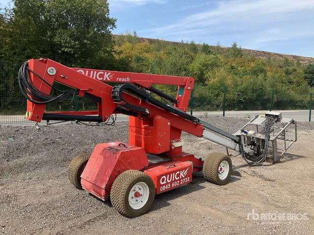 2014 Nifty-Lift HR12NDE 2WD Hybrid (Inoperable) Articulating Boom Lift - Nacelle articulée: photos 3 2014 Nifty-Lift HR12NDE 2WD Hybrid (Inoperable) Articulating Boom Lift - Nacelle articulée: photos 3