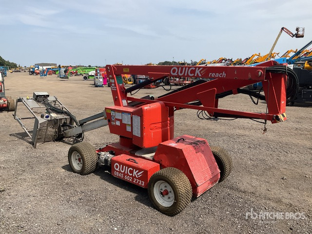 2014 Nifty-Lift HR12NDE 2WD Hybrid (Inoperable) Articulating Boom Lift - Nacelle articulée: photos 4 2014 Nifty-Lift HR12NDE 2WD Hybrid (Inoperable) Articulating Boom Lift - Nacelle articulée: photos 4