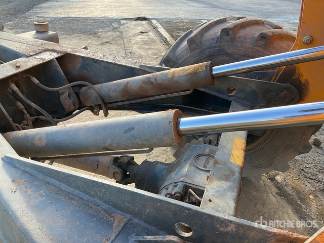 2014 Terex TA6 6 ton 4x4 Dumper - Mini tombereau: photos 5 2014 Terex TA6 6 ton 4x4 Dumper - Mini tombereau: photos 5