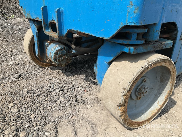 2015 Genie GS1932 Electric Scissor Lift - Nacelle ciseaux: photos 5 2015 Genie GS1932 Electric Scissor Lift - Nacelle ciseaux: photos 5