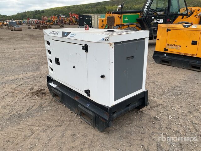 Groupe électrogène 2015 Sdmo R22 Generator Set: photos 1