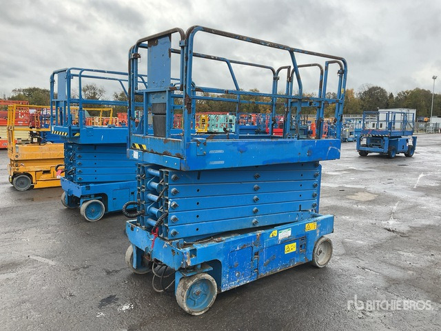 2016 Genie GS4047 Electric Scissor Lift - Nacelle ciseaux: photos 3 2016 Genie GS4047 Electric Scissor Lift - Nacelle ciseaux: photos 3
