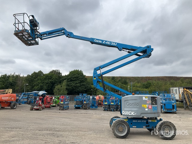 2016 Genie Z45/25j 4WD Diesel Articulating Boom Lift - Nacelle articulée: photos 1 2016 Genie Z45/25j 4WD Diesel Articulating Boom Lift - Nacelle articulée: photos 1