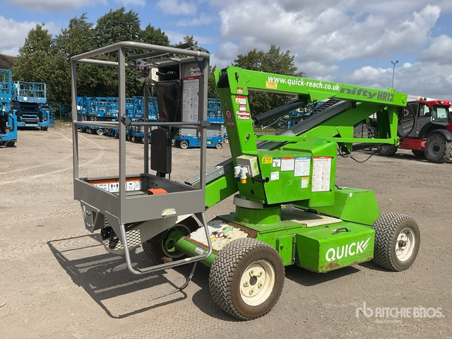 2017 Nifty HR12NDE 2WD Hybrid Articulating Boom Lift - Nacelle articulée: photos 2 2017 Nifty HR12NDE 2WD Hybrid Articulating Boom Lift - Nacelle articulée: photos 2