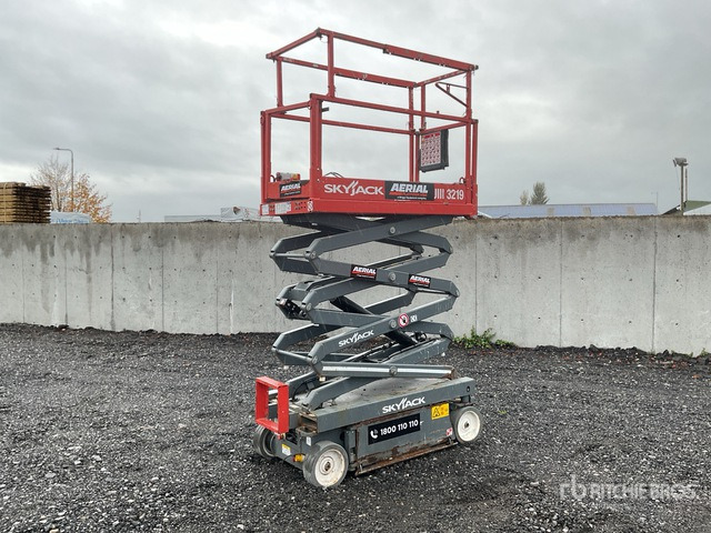 2018 Skyjack SJ 3219 2018 Skyjack SJ3219 Scissor Lift Scissor Lift - Nacelle ciseaux: photos 1 2018 Skyjack SJ 3219 2018 Skyjack SJ3219 Scissor Lift Scissor Lift - Nacelle ciseaux: photos 1