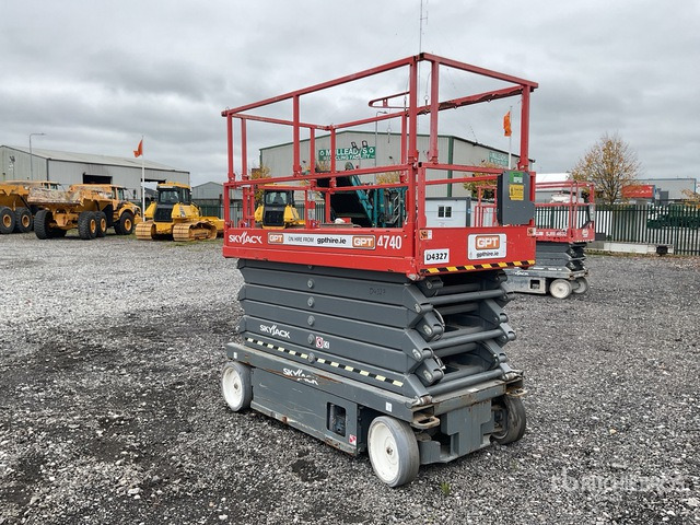 2019 Skyjack SJ4740 2019 Skyjack SJ4740 Scissor Lift Scissor Lift - Nacelle ciseaux: photos 4 2019 Skyjack SJ4740 2019 Skyjack SJ4740 Scissor Lift Scissor Lift - Nacelle ciseaux: photos 4