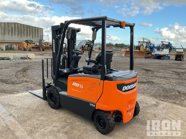 2023 Doosan B25X-7 PLUS 2500 kg (Unused) Electric Forklift - Chariot élévateur électrique: photos 3 2023 Doosan B25X-7 PLUS 2500 kg (Unused) Electric Forklift - Chariot élévateur électrique: photos 3
