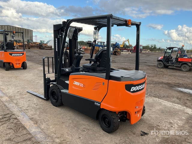 2024 Doosan B35X-7 PLUS 2024 Doosan B35X-7 PLUS 3500 kg Electric Forklift - (Unused) Electric Forklift - Chariot élévateur électrique: photos 3 2024 Doosan B35X-7 PLUS 2024 Doosan B35X-7 PLUS 3500 kg Electric Forklift - (Unused) Electric Forklift - Chariot élévateur électrique: photos 3