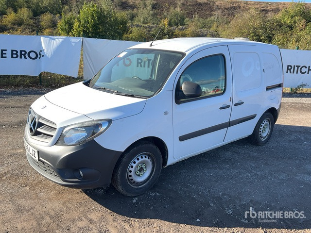 2018 Mercedes-Benz Citan 109 CDi BlueEfficiency Cargo Van - Autre matériel: photos 1 2018 Mercedes-Benz Citan 109 CDi BlueEfficiency Cargo Van - Autre matériel: photos 1