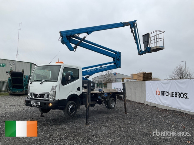 Nissan Cabstar NT400 Bucket Truck - Camion avec nacelle: photos 2 Nissan Cabstar NT400 Bucket Truck - Camion avec nacelle: photos 2