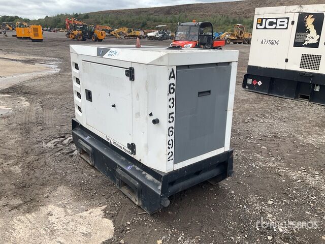 Sdmo R22 Generator Set - Groupe électrogène: photos 3 Sdmo R22 Generator Set - Groupe électrogène: photos 3
