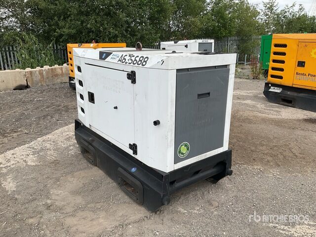 Groupe électrogène Sdmo R22 Generator Set: photos 1