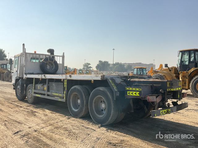 1997 Volvo FH 8x4 Twin-Steer Flatbed Truck - Camion plateau: photos 2 1997 Volvo FH 8x4 Twin-Steer Flatbed Truck - Camion plateau: photos 2
