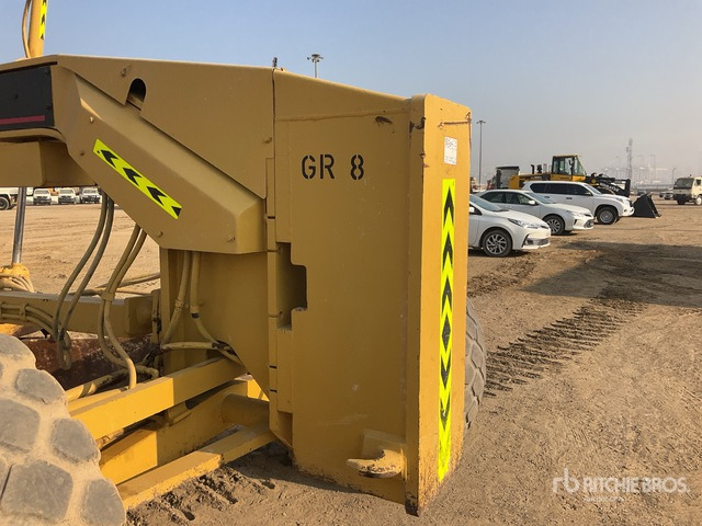 2001 Cat 140H Motor Grader - Niveleuse: photos 4 2001 Cat 140H Motor Grader - Niveleuse: photos 4