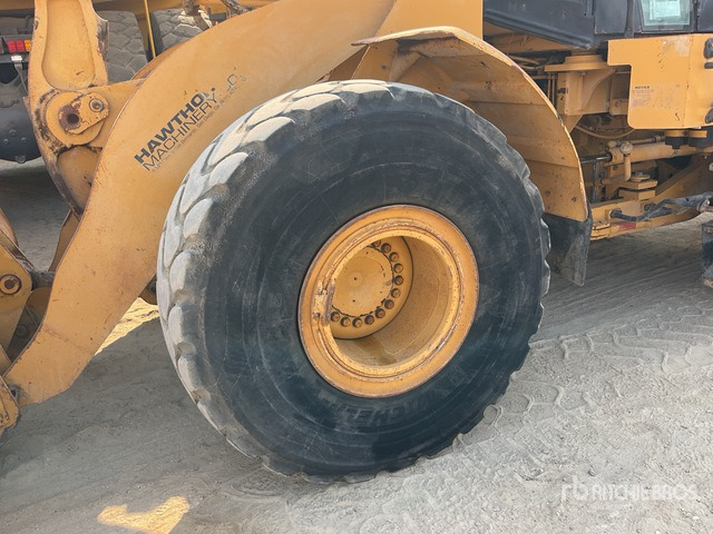 2001 Cat 966G - Chargeuse sur pneus: photos 5 2001 Cat 966G - Chargeuse sur pneus: photos 5