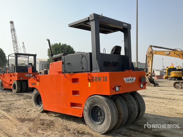 2003 Hamm GRW18 8 Wheel Pneumatic Roller - Compacteur à pneus: photos 4 2003 Hamm GRW18 8 Wheel Pneumatic Roller - Compacteur à pneus: photos 4