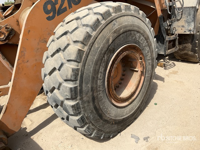 2005 Case 921C (Inoperable) Wheel Loader - Chargeuse sur pneus: photos 4 2005 Case 921C (Inoperable) Wheel Loader - Chargeuse sur pneus: photos 4