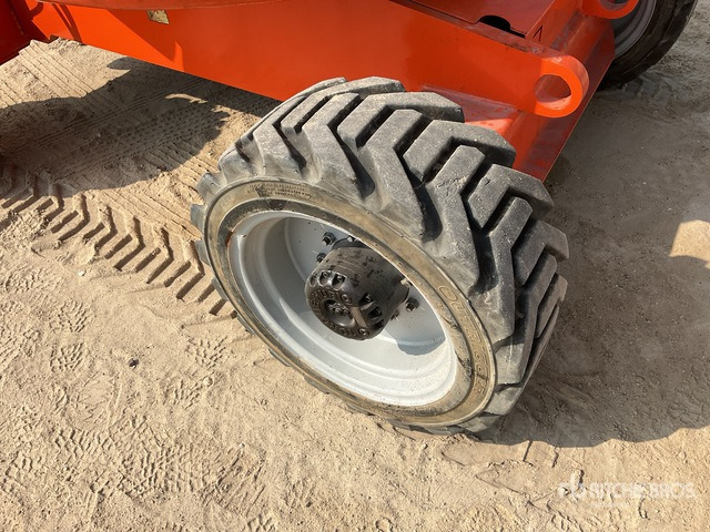 2007 JLG 450AJ 4WD Diesel Articulating Boom Lift - Nacelle articulée: photos 4 2007 JLG 450AJ 4WD Diesel Articulating Boom Lift - Nacelle articulée: photos 4