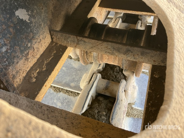 2008 Cat 320DL - Pelle sur chenille: photos 5 2008 Cat 320DL - Pelle sur chenille: photos 5