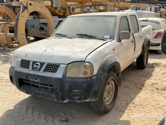 2008 Nissan 4x4 Crew Cab (Inoperable) Pickup - Pick-up: photos 2 2008 Nissan 4x4 Crew Cab (Inoperable) Pickup - Pick-up: photos 2
