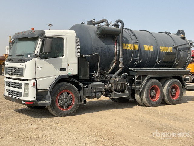 2008 Volvo FM400 6x4 20000 L Vacuum Tanker Truck - Camion vidangeur: photos 1 2008 Volvo FM400 6x4 20000 L Vacuum Tanker Truck - Camion vidangeur: photos 1