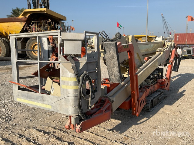 2009 Teupen LEO23GT Crawler (Inoperable) Articulating Boom Lift - Nacelle articulée: photos 1 2009 Teupen LEO23GT Crawler (Inoperable) Articulating Boom Lift - Nacelle articulée: photos 1