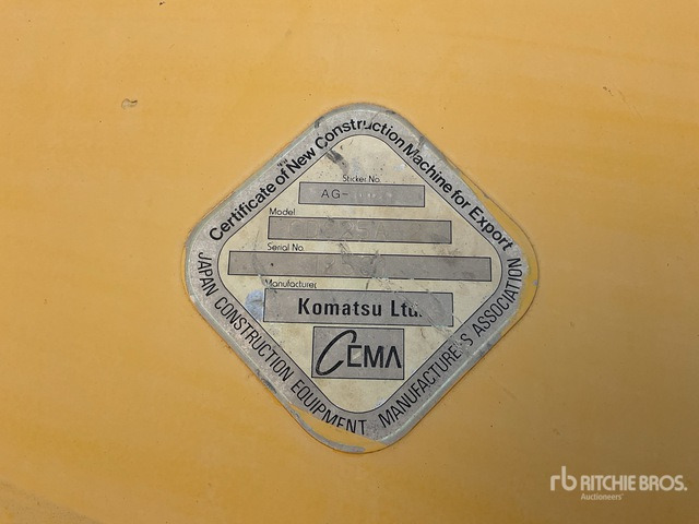 2010 Komatsu GD825A-2 Motor Grader - Niveleuse: photos 4 2010 Komatsu GD825A-2 Motor Grader - Niveleuse: photos 4