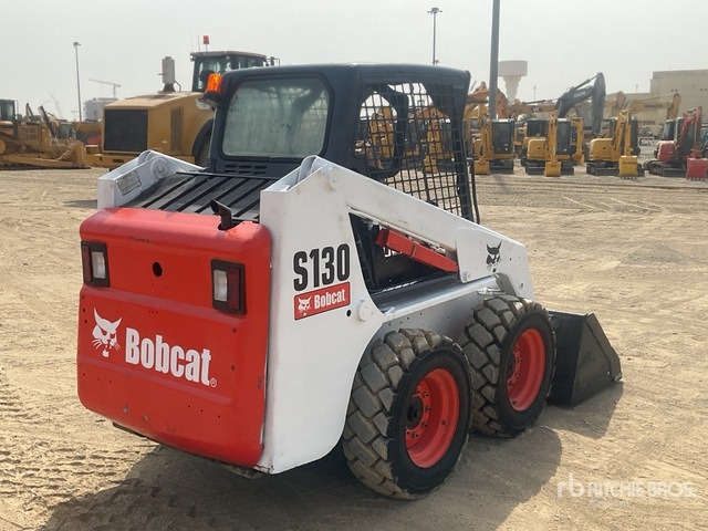 2011 Bobcat S130 - Mini chargeuse: photos 4 2011 Bobcat S130 - Mini chargeuse: photos 4