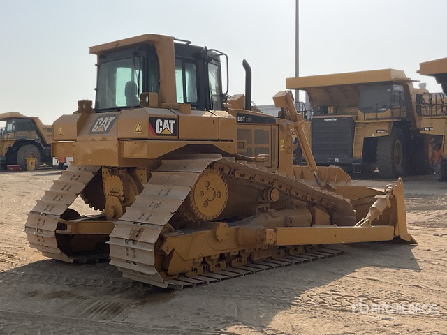 2011 Cat D6TLGP Track Tractor - Bulldozer: photos 3 2011 Cat D6TLGP Track Tractor - Bulldozer: photos 3