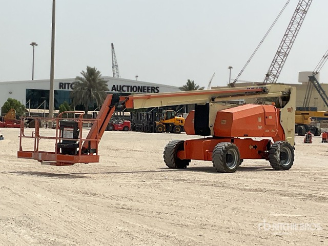 2012 JLG 800AJ 4WD Diesel Articulating Boom Lift - Nacelle articulée: photos 2 2012 JLG 800AJ 4WD Diesel Articulating Boom Lift - Nacelle articulée: photos 2