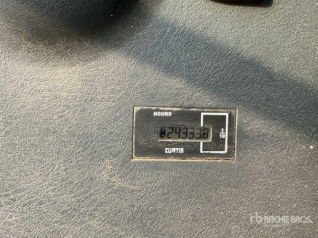 2013 Hyundai Robex 170W-9S - Pelle sur pneus: photos 5 2013 Hyundai Robex 170W-9S - Pelle sur pneus: photos 5